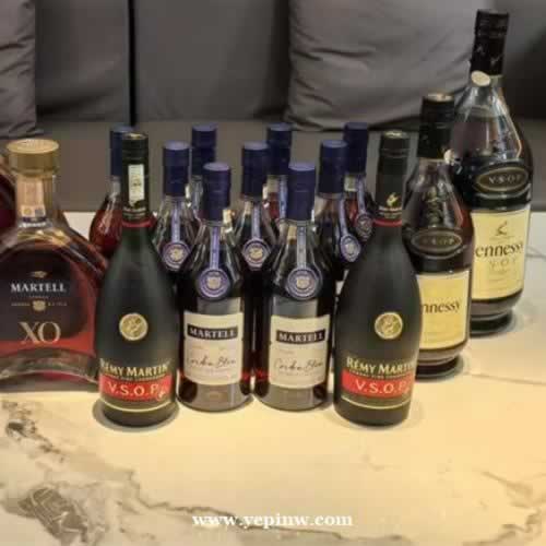 中包厢尊享畅唱/预订赠送精美果盘酒水-环境展示图1